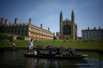 Profesor Kulit Hitam Termuda di Cambridge Mundur Usai Diselidiki Dugaan Plagiarisme