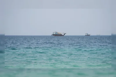 Komite Parlemen Iran Kaji RUU Larang Kapal AS dan Israel Melintas di Hormuz