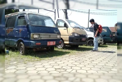 Pemkab Pandeglang Lelang 45 Kendaraan Dinas Rusak Parah, Target Rp30 Juta