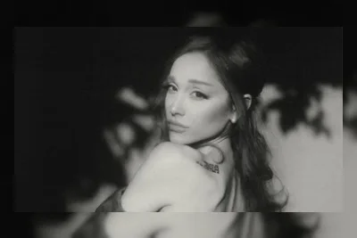 Ariana Grande Cetak Sejarah, Album Petal Tembus Puncak Billboard 200