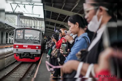 Siswi SMA Tertabrak KRL di Stasiun Jurangmangu, Perjalanan Sempat Terganggu