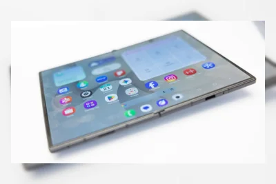 Samsung Tambah Produksi Galaxy Z Fold 8 1 Juta Unit