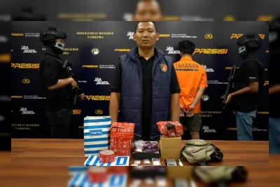 Polisi Ringkus Pengirim Sabu Lewat Paket Ekspedisi di Cempaka Putih