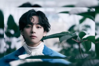 V BTS Buka Suara soal Gangguan Pendengaran yang Dideritanya