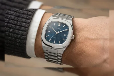 Timex Luncurkan Tiga Jam Tangan Automatic E Line dengan Desain Retro Kotak