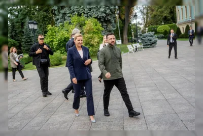 Zelenskyy Tegaskan Ukraina Ingin Damai tapi Tak Akan Menyerah pada Hari Kemerdekaan
