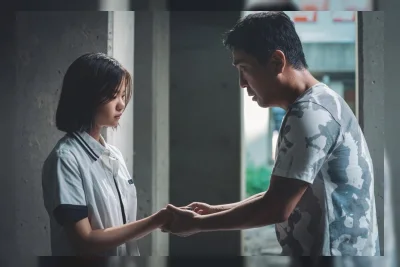 Ulasan Film: Portrait of a Family dan Pesan Harapan di Balik Duka