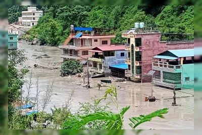 Banjir Bandang di Nepal Tewaskan 8 Orang, Rusak Jalan dan Proyek Listrik