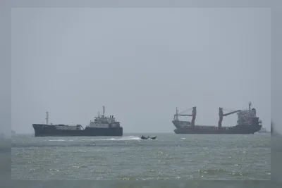 Iran dan Oman Masih Bahas Detail Kesepakatan Selat Hormuz