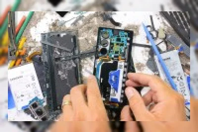 Hasil Uji Tekuk Galaxy Z Fold8 Ultra: Bertahan di Tes Pertama, Langsung Rusak di Tes Kedua