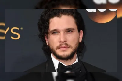 Kit Harington Gantikan Nicholas Hoult sebagai Gilderoy Lockhart di Harry Potter Season 2