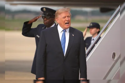 Trump Janji Serang Balik Iran Setelah Baku Tembak Pertama dalam Sebulan