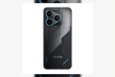 Render iQOO 16 Bocor, Modul Kamera Belakangnya Mirip UFO