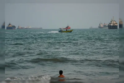 Iran Klaim Serang Kapal AS di Selat Hormuz, AS Belum Konfirmasi
