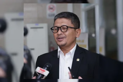 Aturan PHK Sepihak Maybank Dipersoalkan Komisi XI DPR