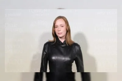 Hannah Einbinder Minta Dunia Sorot Genosida usai Ditangkap di Demo