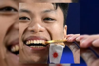 Lifter Indonesia Rahmat Erwin Abdullah Juara Asian Games 2026
