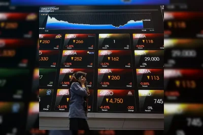 IHSG Sesi I Melemah 0,97 Persen ke 6.181, Sektor Komoditas Tertekan