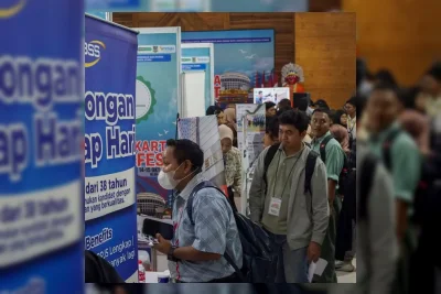 Pekerja Informal Indonesia Melonjak, Apindo Desak Regulasi Baru