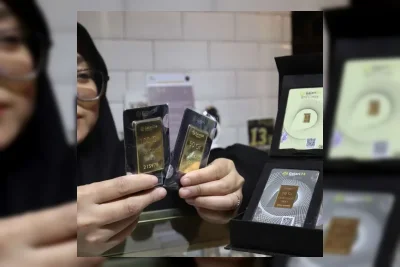 Harga Emas Turun 0,8% ke US$4.145,68, Dolar dan Yield Obligasi Tekan Pasar