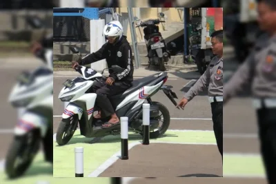 Sekolah Mengemudi Sebelum Ujian SIM Diusulkan Wajib, Human Error 61 Persen