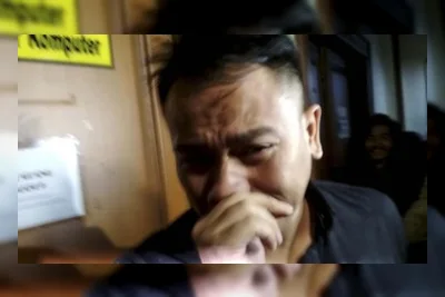 Dede Sunandar KO di Tinju Jambi, Vicky Prasetyo Menangis dan Minta Maaf