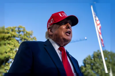 Trump: Kematian Pekerja Lab Wabah Rusia Bukan Bio-Weapon
