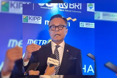 Danantara Bangun Tekstil Nasional, Evaluasi Impor Barang Bekas