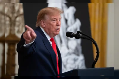 Trump Umumkan AS Beli Diesel dari Rusia, Tekanan Sanksi Mengendur