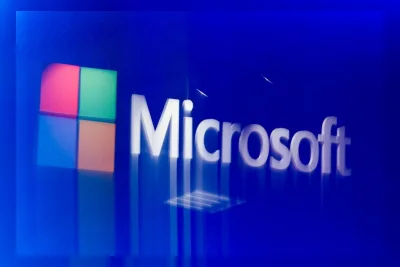 Microsoft Disebut Disanksi dari Program Green Card Pekerja H-1B, Vance Tuding Kecurangan
