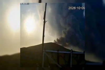 Status Siaga Anak Krakatau dan Peringatan Longsoran ke Laut