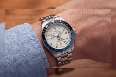 Timex Rilis Pan Am Waterbury Automatic GMT, Pakai Mesin Seiko NH34