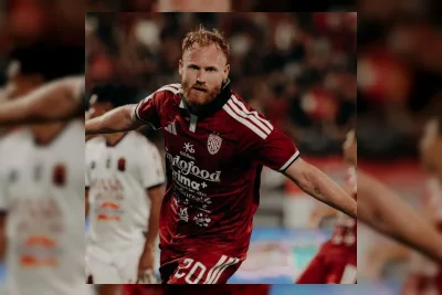 Jort van der Sande Akhiri Puasa Gol dengan Hattrick, Bali United Menang 6-1