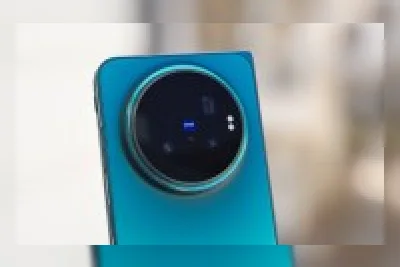 Vivo X Fold6 Nebula Teal: Warna Baru, Layar Lipat 6,51 Inci