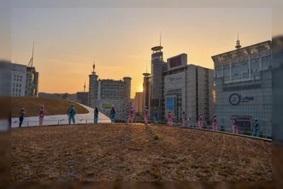 DDP Seoul Tawarkan Tur Rooftop Sunset dengan Musik Live dan Meditasi