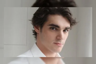 Aktor Breaking Bad RJ Mitte Wafat, Penyebab Menunggu Otopsi