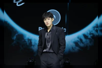 Park Woo-jin AB6IX Rilis EP Solo Kedua 'SOLSTICE', Cerita Awal Baru