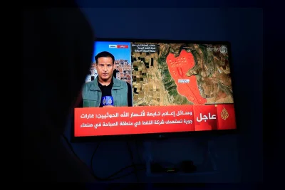 Arab Saudi Serang Ibu Kota Yaman, Houthi Ancam Balas Serangan