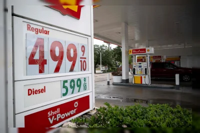Harga Minyak Naik Usai Serangan Aramco dan Taktik Baru Iran