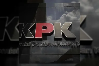 KPK OTT Klaten: Kepala BPK Jateng hingga Bupati Klaten Diamankan