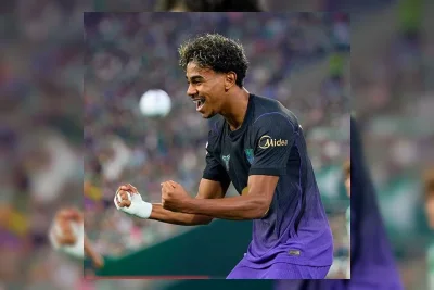 Flick Sebut Yamal Terbaik Dunia, Barcelona Puncaki LaLiga