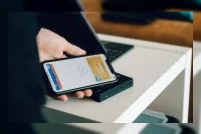 CMA Inggris Desak Apple Buka NFC iPhone dan Pangkas Biaya