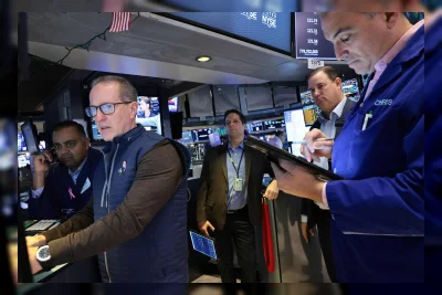 Wall Street Tertekan, Nasdaq Anjlok 2% karena Kekhawatiran Biaya AI