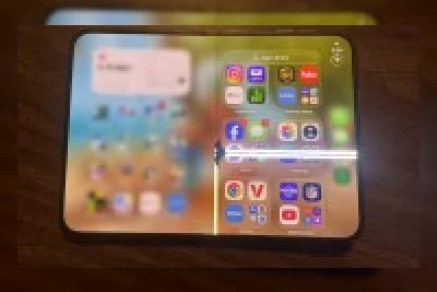 Pengguna Awal iPhone Duo Laporkan Layar Dalam Rusak Akibat Cacat Engsel