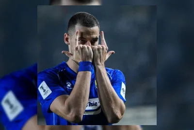 Balsa Sekulic Borong Dua Gol, Persib Bandung Bekuk Melbourne Victory