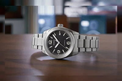 Casio Rilis Lima Jam Tangan CMK100 Automatic Bertitanium dan Safir