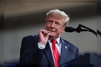 Demokrat Desak Trump Simpan Rekaman Chatbot AI soal Kebijakan