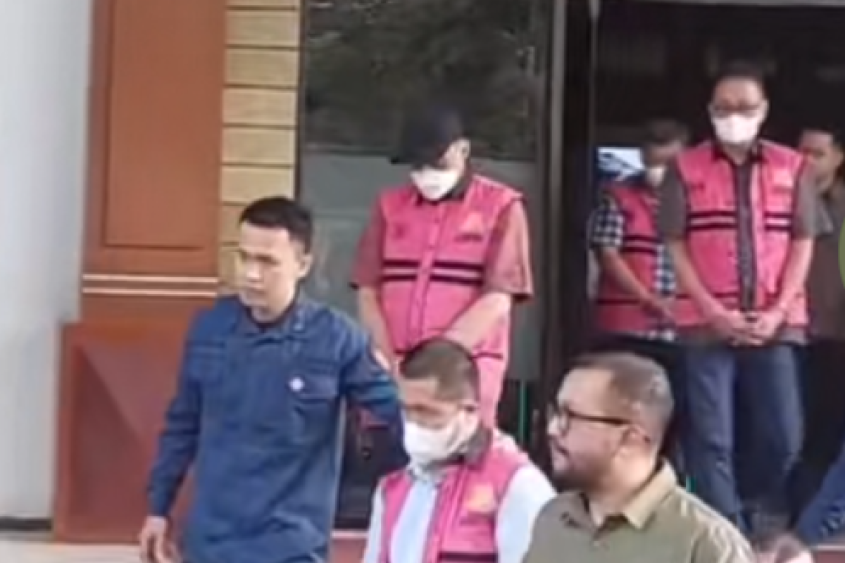 Siapa Anak dan Istri Zainuddin Mappa? Mantan Direktur Utama PT Bank DKI yang Terseret Kasus Korupsi Kredit Sritex, Bukan Orang Sembarangan?