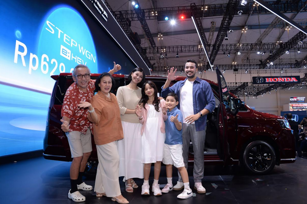 Honda Perkuat Komitmen Hybrid di GIIAS 2025 Lewat Peluncuran STEP WGN e:HEV