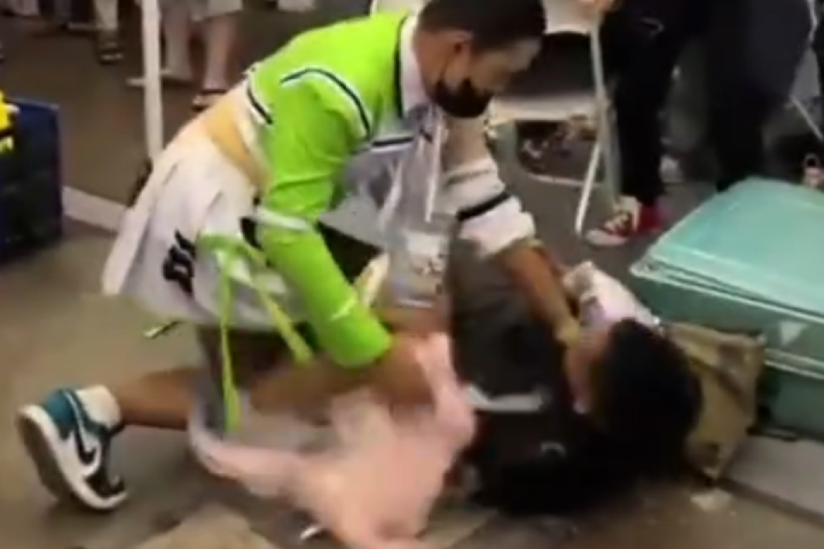 Viral! Seorang Cosplayer Berhasil Tangkap Copet di Tengah Keramaian Comic Frontier XX ICE BSD